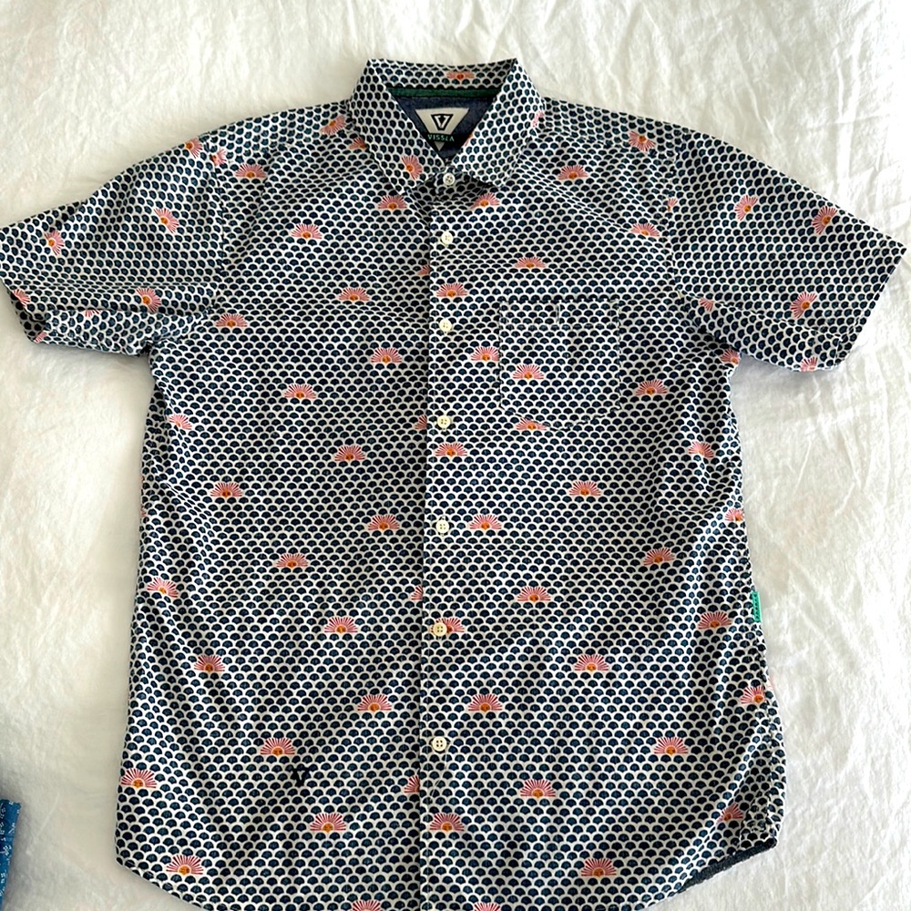Vissla Men’s short sleeve button down shirt